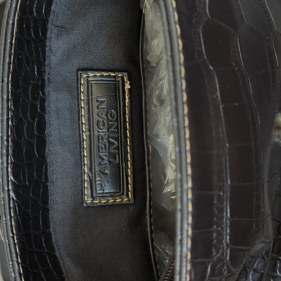 Purses - Picture 5 of 10